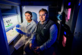 Photo of the researchers in the laboratory.