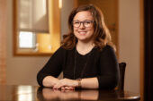 University of Illinois postdoctoral research associate Carolyn Sutter found in a recent study that women who are at greater risk of breastfeeding cessation also may have less access to resources that could provide helpful information and assistance.