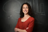 University of Illinois psychology professor Eva Telzer and her colleagues found that a mother's presence changes brain activity in an adolescent who is contemplating risky behavior.