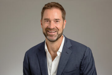 University of Illinois psychology professor Brent Roberts and his colleagues found that, above and beyond other factors known to influence life success, responsible behavior and interest in high school correspond to economic and career success 50 years later.