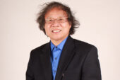 Educational psychology professor Hua-Hua Chang has been awarded the 2017 E.F. Lindquist Award in recognition of his outstanding contributions to the field of educational testing and measurement. Conferred jointly by the American Educational Research Association and the American College Testing Program, the award will be presented to Chang on April 29 during the AERA’s Annual Meeting in San Antonio. Chang also holds appointments in psychology and statistics and serves as the director of the Confucius Institute on the Urbana campus.