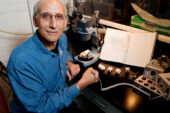 Carbon isotope analyses conducted by University of Illinois anthropology professor Stanley Ambrose indicated that Ardipithecus ramidus was a woodland creature whose diet resembled those of modern baboons and chimpanzees.