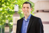 University of Illinois neuroscience professor Aron Barbey and his colleagues found that brain regions that contribute to social problem solving also play a role in general intelligence.