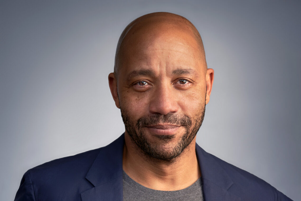 Headshot of David Wright Faladé